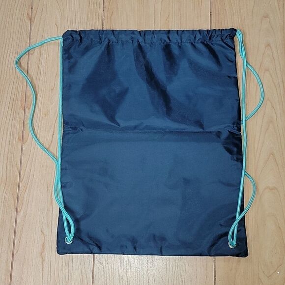 THIRTY-ONE NAVY BLUE TOPSY TURTLES CINCH SAC - NEW! - Picture 4 of 6